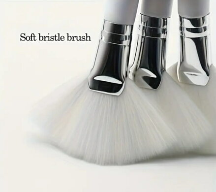 LF Biely ventilátorový štetec krátky