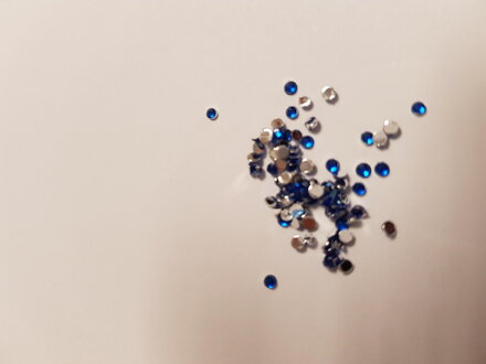 Swarovski kamienky č.6 - 20 kus - 1,5mm - tmavo modré