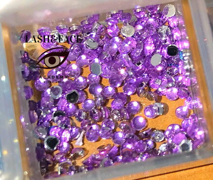 Swarovski kamienky č.11 - 20 kus - 1,5mm - svetlo fialové