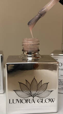 LG / Sparkling Tiara stavebný gél 15 ml